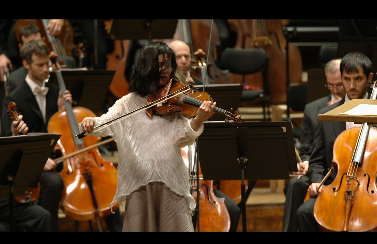 Arvo Pärt, Sibelius, Beethoven: Sayaka Shoji with the Israel Philharmonic and Lahav Shani