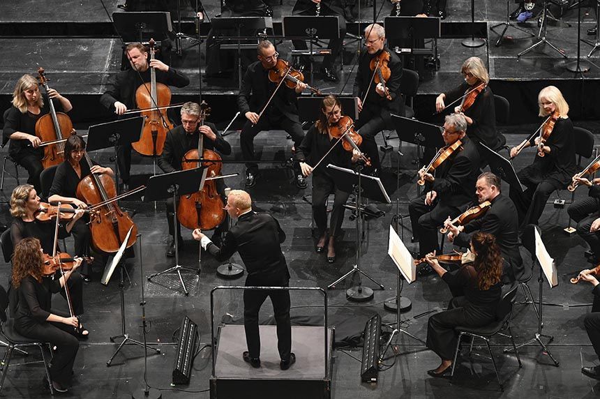 Brahms, Mendelssohn, Dvořák : Janine Jansen, Chœur philh. de Prague, Orch. Philh. tchèque, Sir Antonio Pappano
