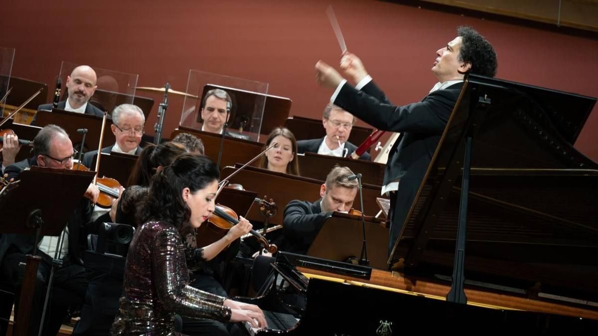 Filarmónica Checa, Beatrice Rana & Alain Altinoglu interpretan Berlioz, Mendelssohn & Ravel