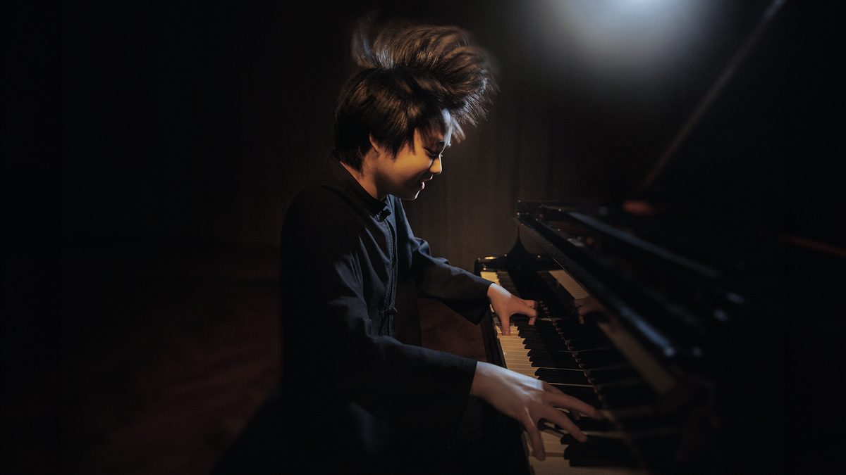 Grieg, Séverac, Chopin, Prokofiev, Mozart, Schumann, Tchaïkovski