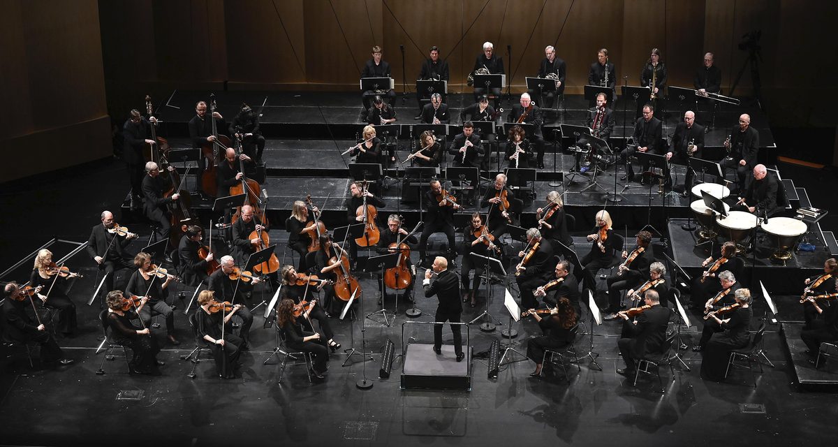 J. Brahms: Symphony No. 3 – Chamber Orchestra of Europe, Yannick Nézet-Séguin