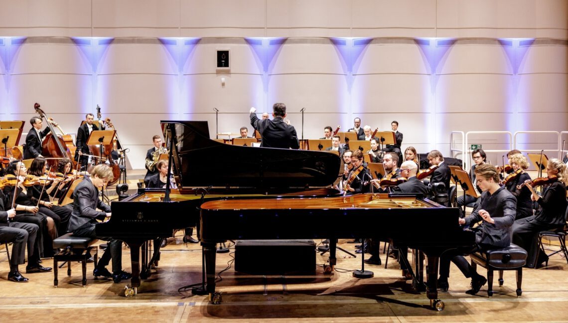 Mahler, Mendelssohn & Dvořák: Lucas and Arthur Jussen, Gewandhausorchester Leipzig, Andris Nelsons