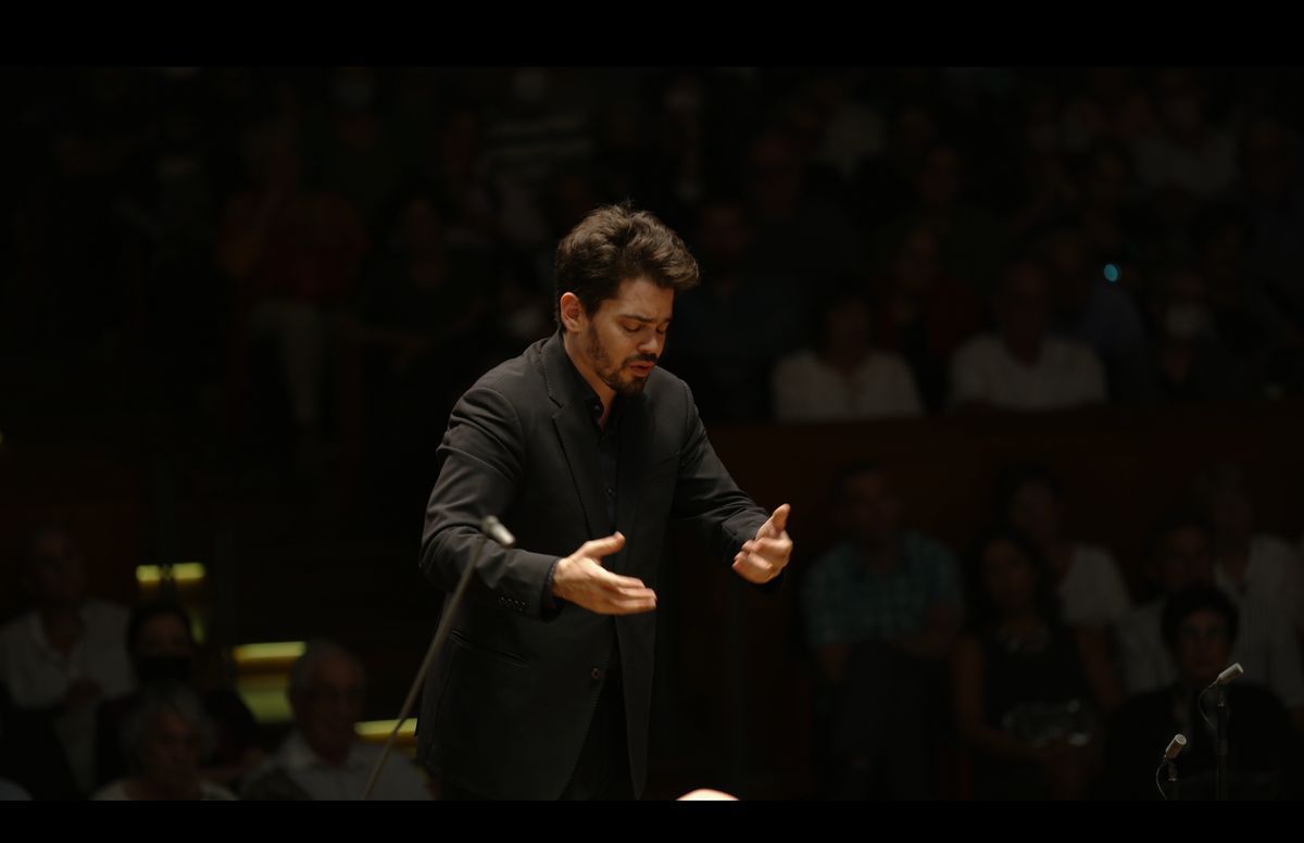 Pigovat, Rachmaninov, Stravinsky: Juan Pérez Floristán, Philharmonique d’Israël, Lahav Shani