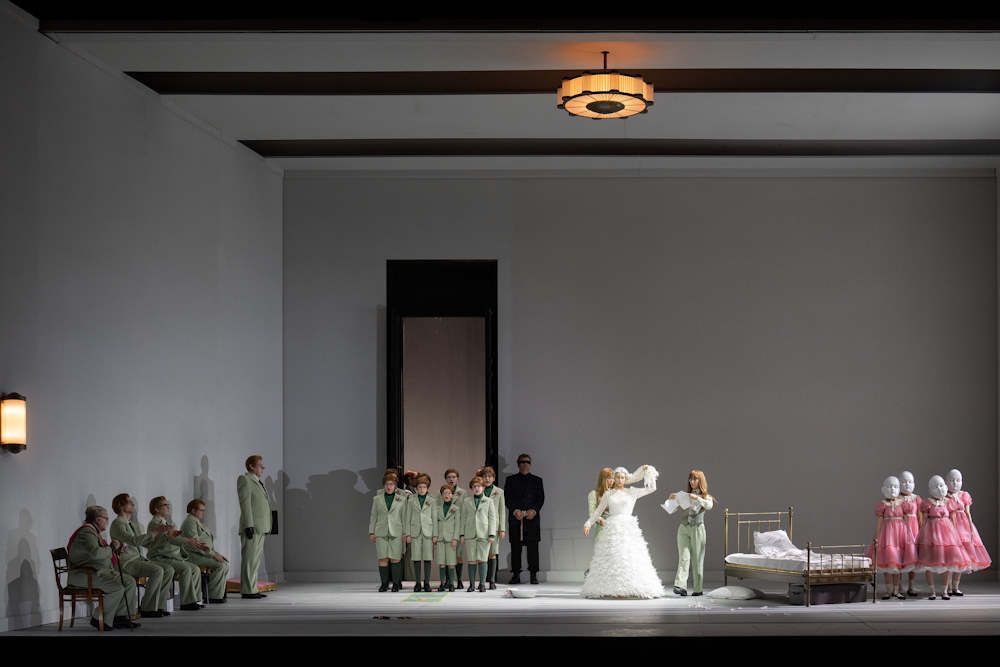 Puccini : Turandot – Grigorian, Kaufmann, Mkhitaryan, Orchestre de l’Opéra d’État de Vienne, Marco Armiliato