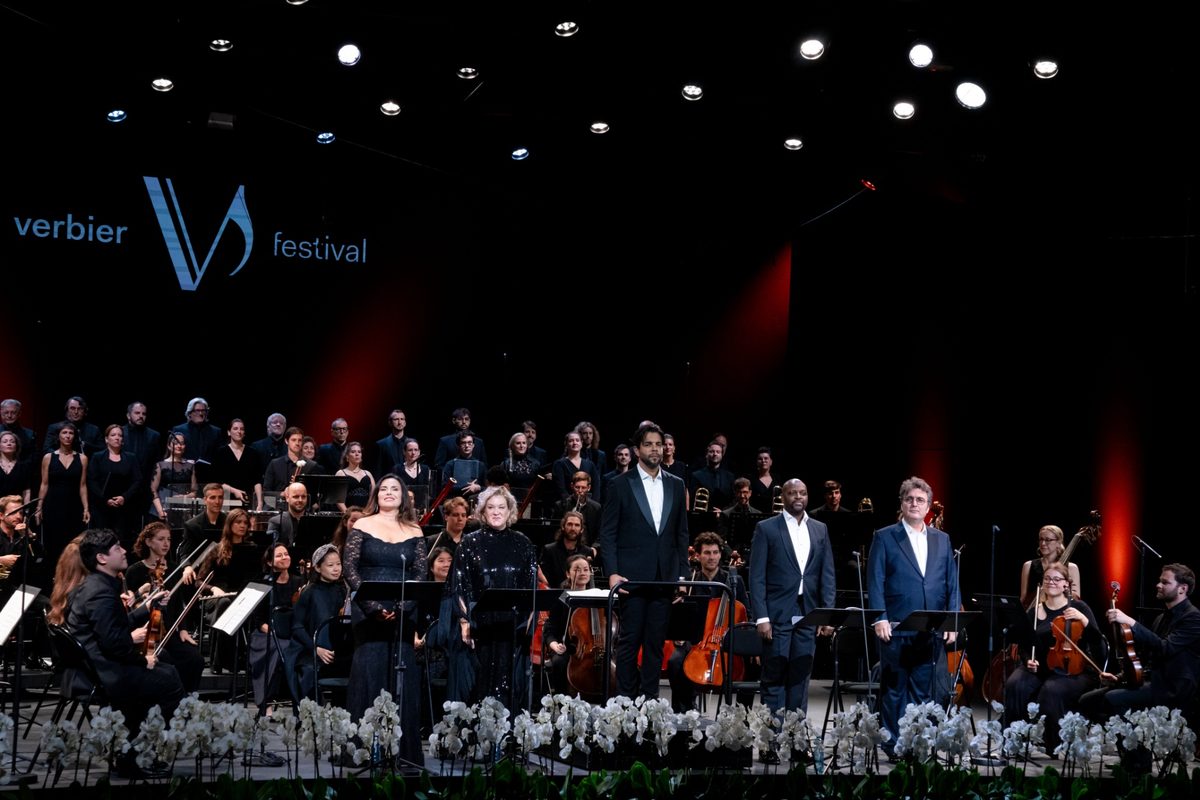 Stabat Mater by G. Rossini - Namur Chamber Choir, Verbier Festival Orchestra & Domingo Hindoyan