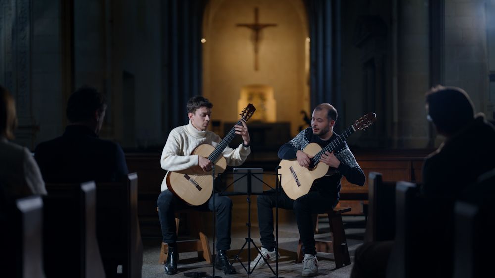 Thibaut Garcia & Antoine Morinière interprètent Bach : Variations Goldberg (sélection) - Un film de Bruno Monsaingeo